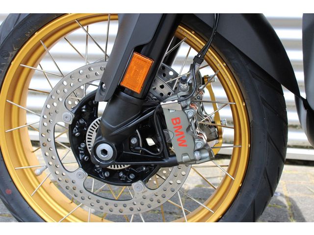 bmw - r-1300-gs-adventure