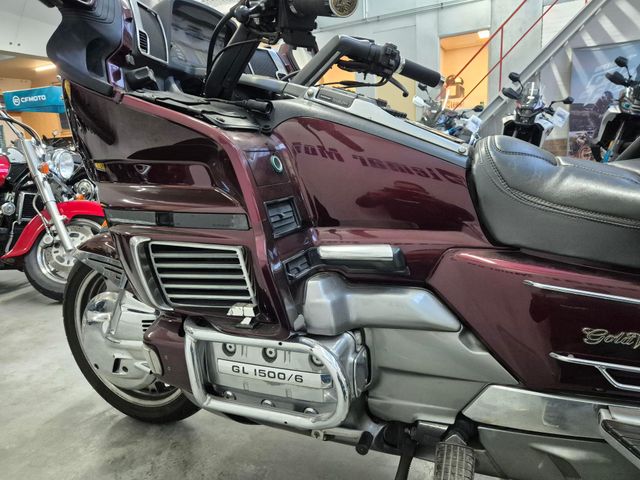 honda - gl-1500-se-goldwing