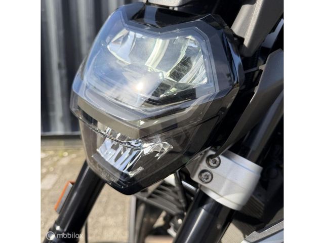 bmw - f-900-r