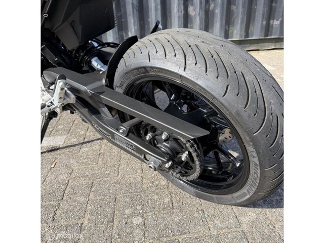 bmw - f-900-r