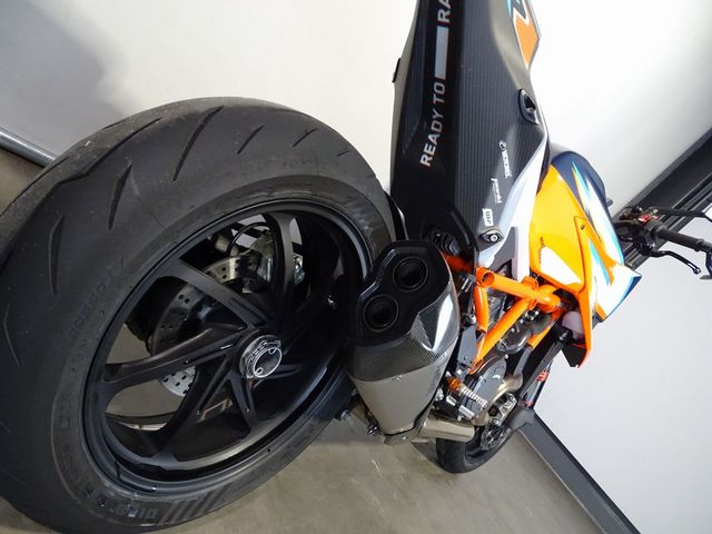 ktm - 1290-super-duke-rr
