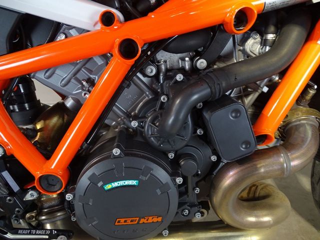 ktm - 1290-super-duke-rr