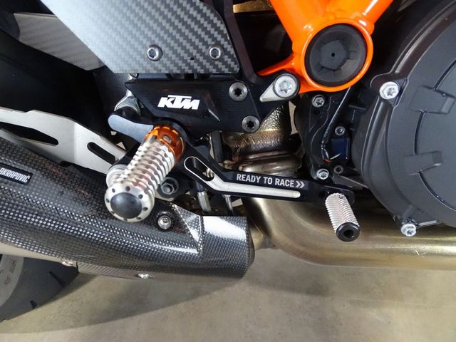 ktm - 1290-super-duke-rr