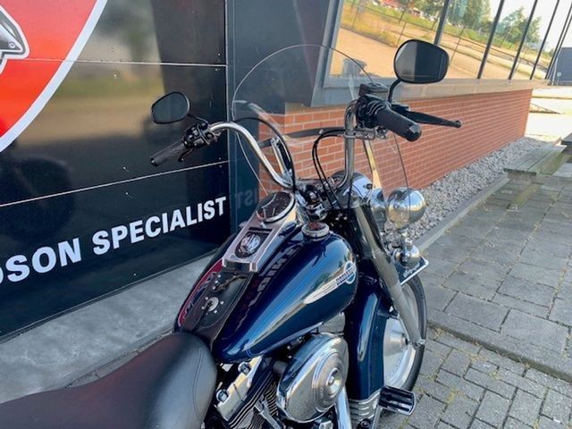 harley-davidson - heritage-softail-classic-flstc