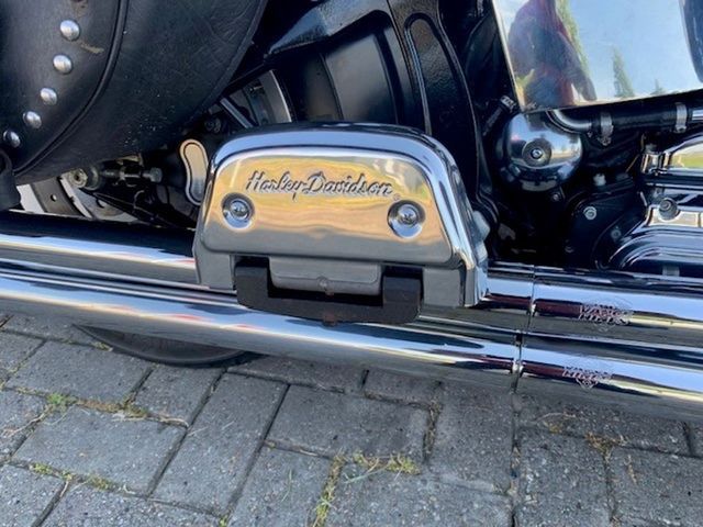 harley-davidson - heritage-softail-classic-flstc