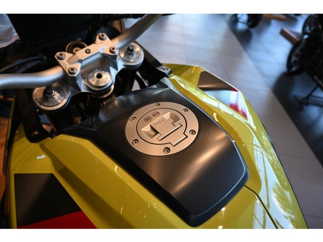 bmw - f-900-gs