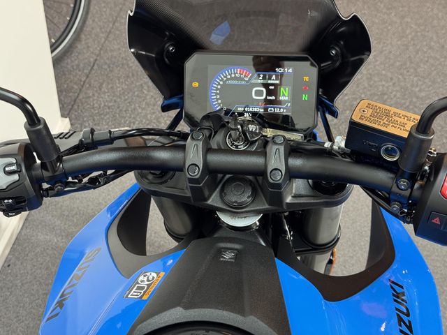 suzuki - gsx-8s