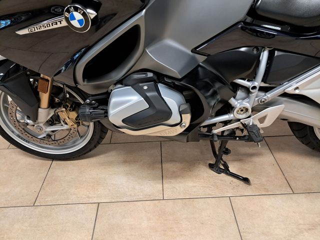 bmw - r-1250-rt