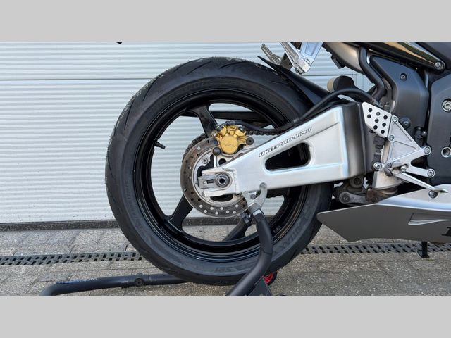 honda - cbr-600-rr