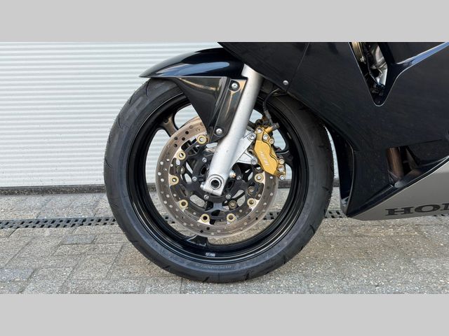 honda - cbr-600-rr