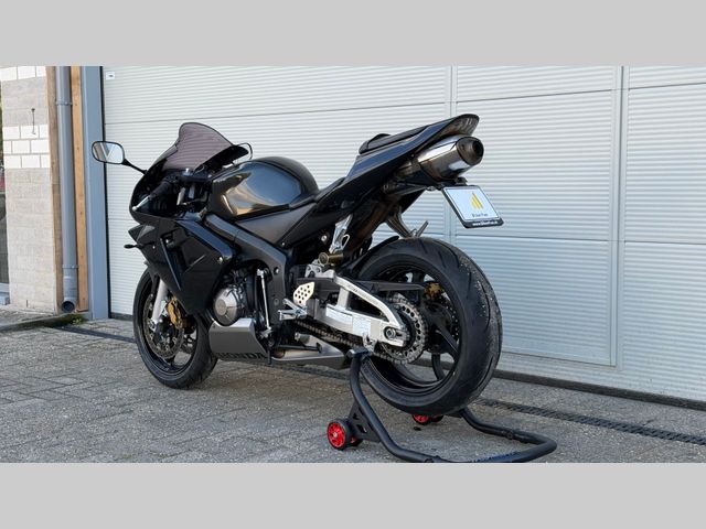 honda - cbr-600-rr