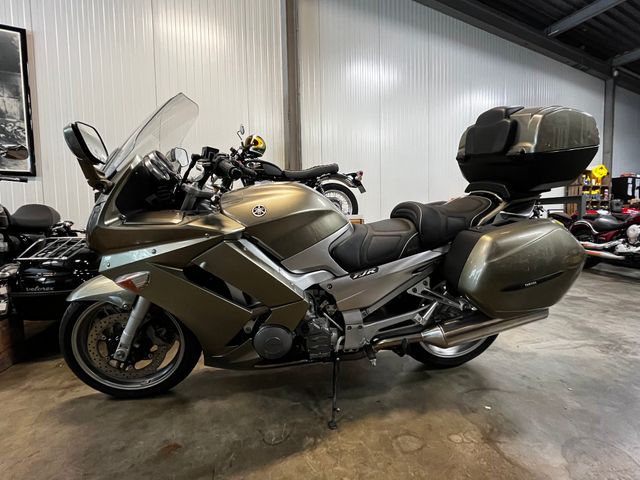 yamaha - fjr-1300