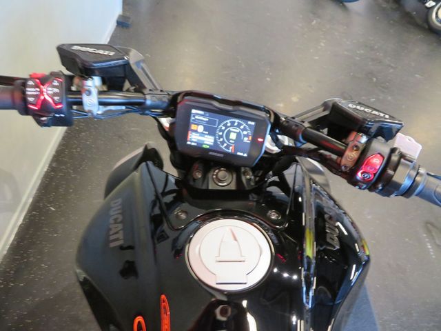 ducati - diavel-v4