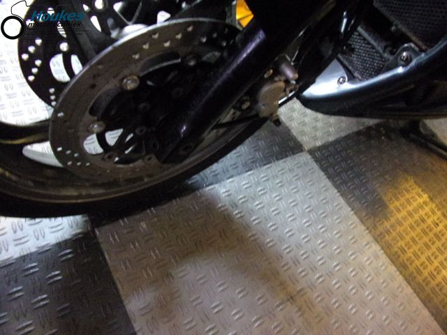kawasaki - gtr-1000