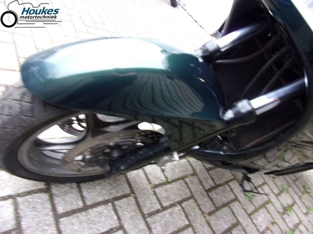 kawasaki - gtr-1000