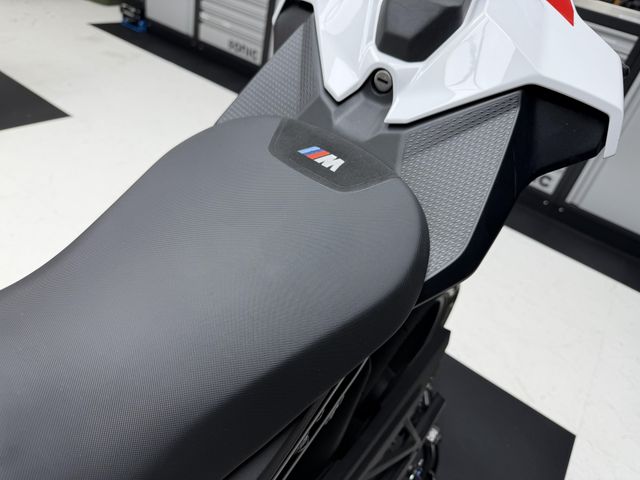 bmw - s-1000-rr