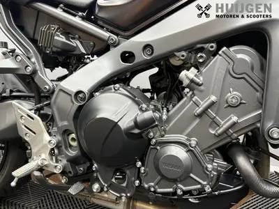 YAMAHA MT 09 ABS – foto 3