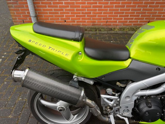 triumph - speed-triple