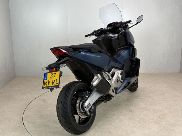 honda - forza-750