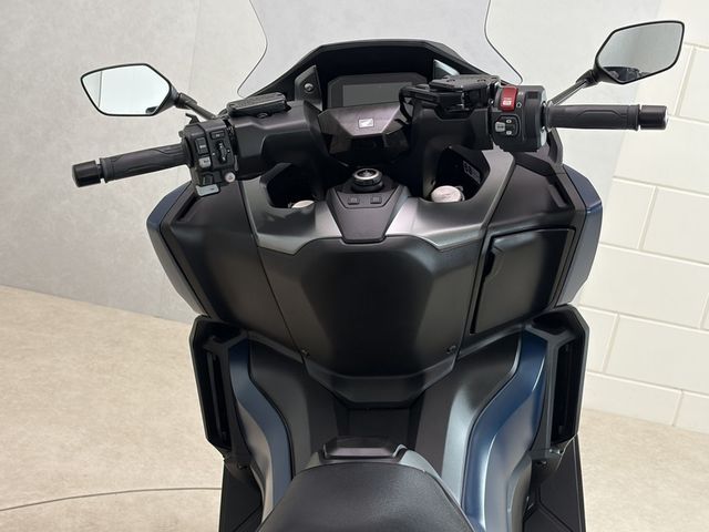 honda - forza-750