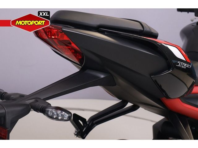 triumph - street-triple-r