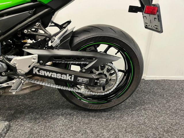 kawasaki - z900