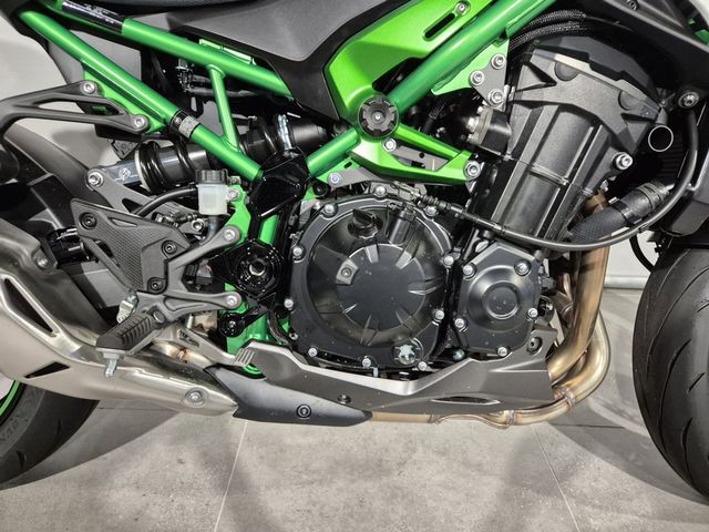 kawasaki - z900-70kw