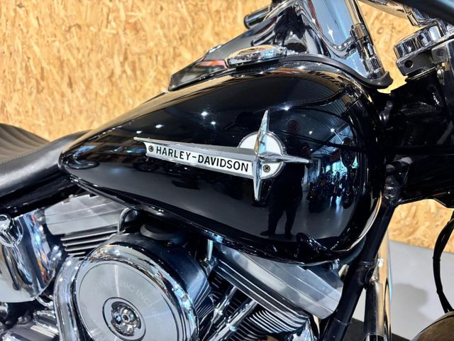 harley-davidson - heritage-softail-classic-flstc