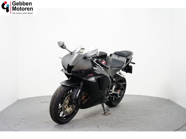 honda - cbr-600-rr