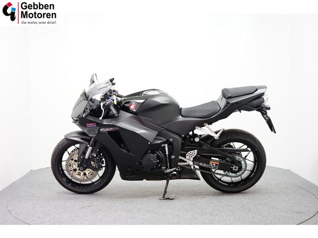 honda - cbr-600-rr