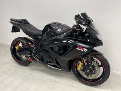 SUZUKI GSX-R 750 – foto 3