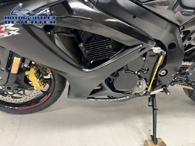 suzuki - gsx-r-750