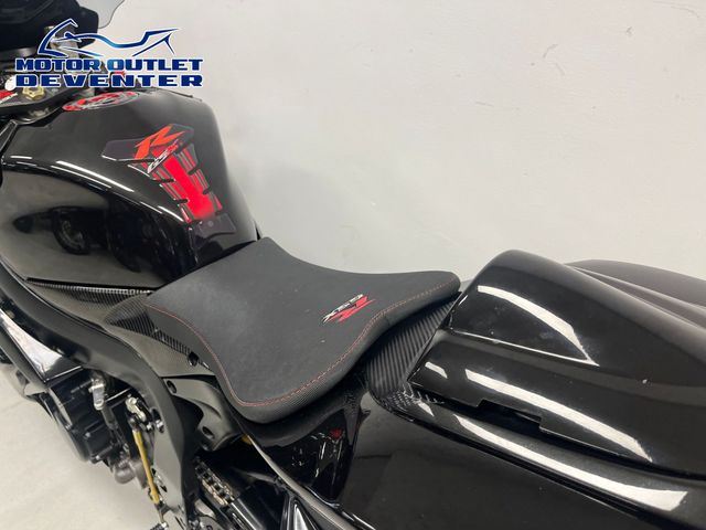 suzuki - gsx-r-750