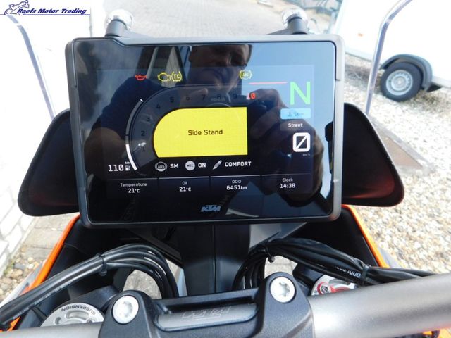 ktm - 1290-super-duke-gt