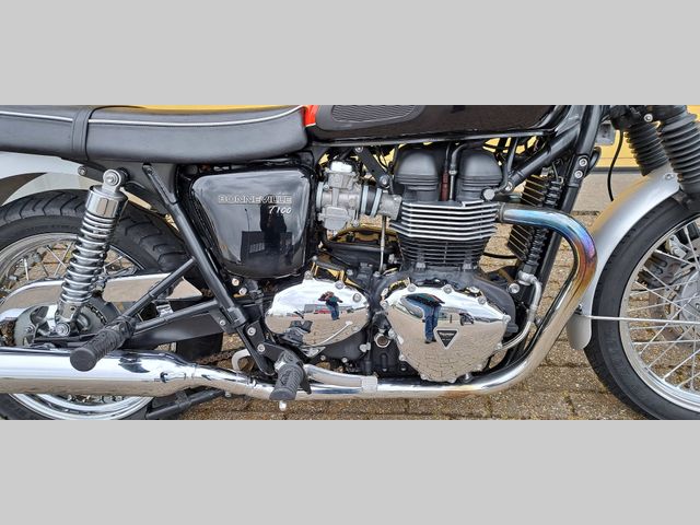 triumph - bonneville