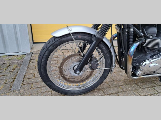 triumph - bonneville