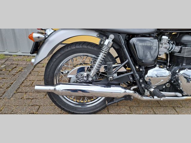 triumph - bonneville