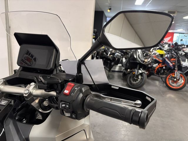 honda - x-adv