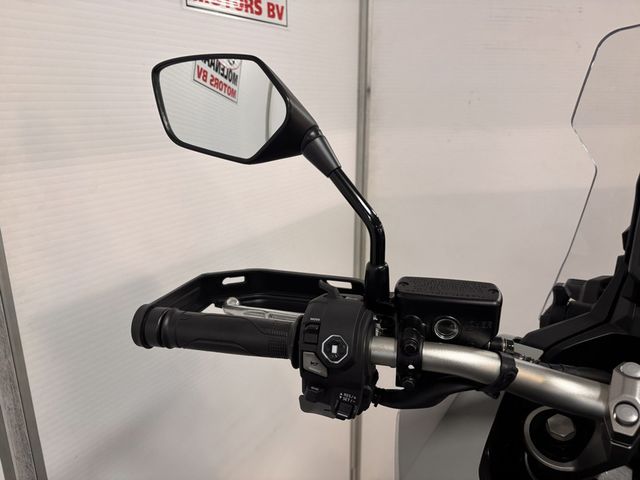 honda - x-adv