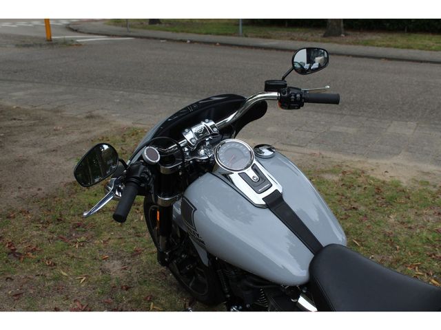 harley-davidson - sport-glide-flsb