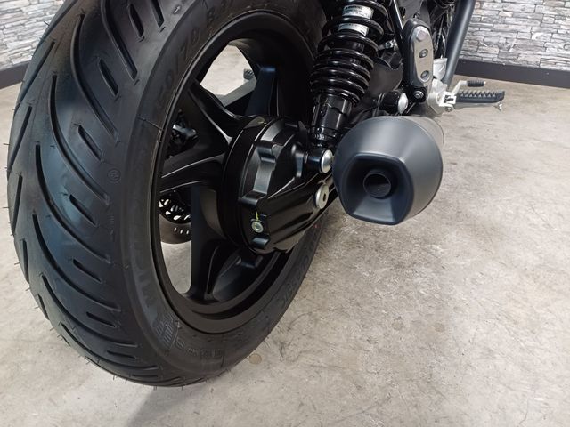 moto-guzzi - v-7-stone
