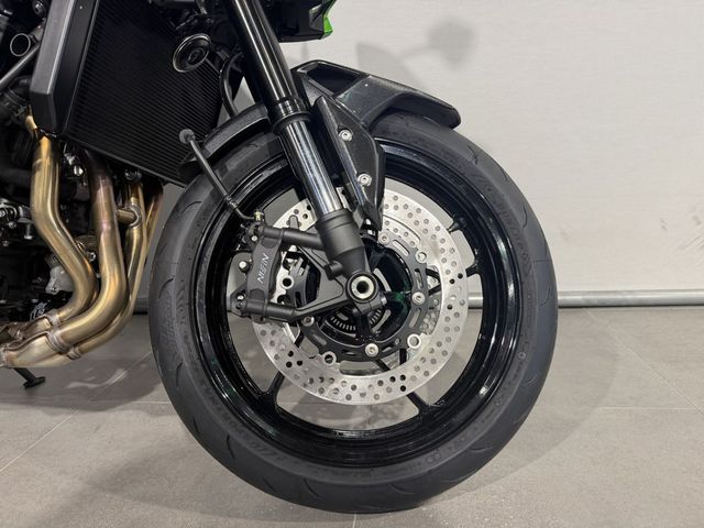 kawasaki - z900-performance