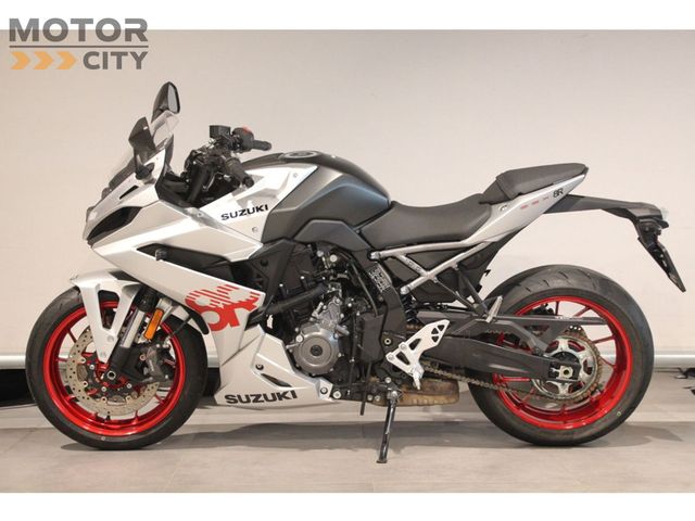 suzuki - gsx-8r