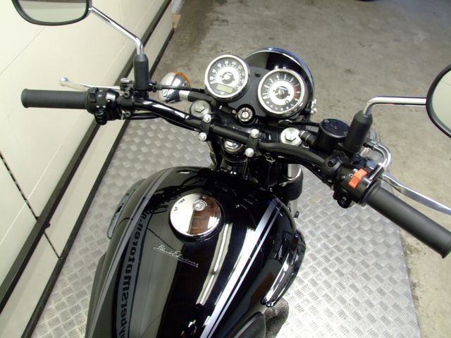 kawasaki - w800-black-edition