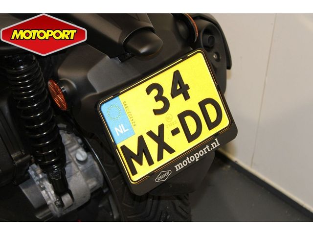 yamaha - x-max-300-tech-max