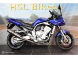 YAMAHA FZS 1000 FAZER