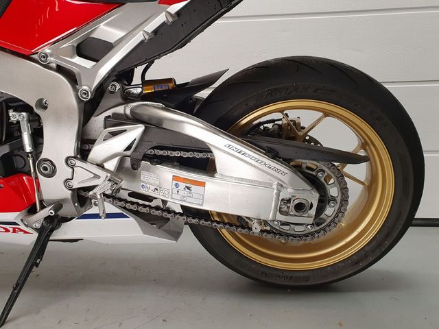 honda - cbr-1000-rr-fireblade-sp