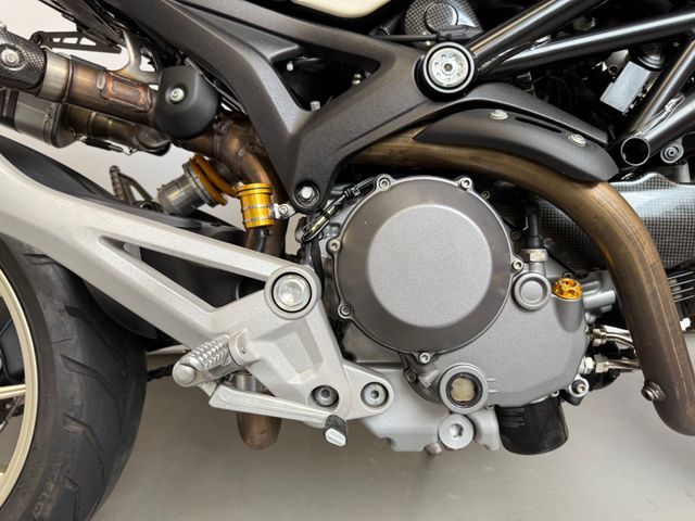 ducati - m-1100-s