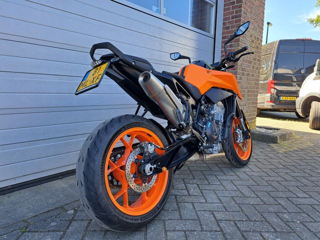ktm - 790-duke