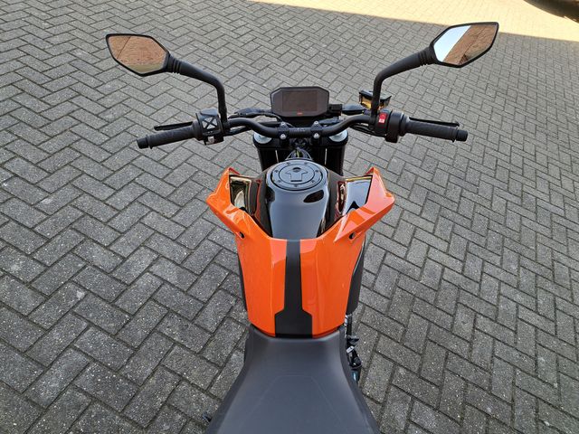 ktm - 790-duke